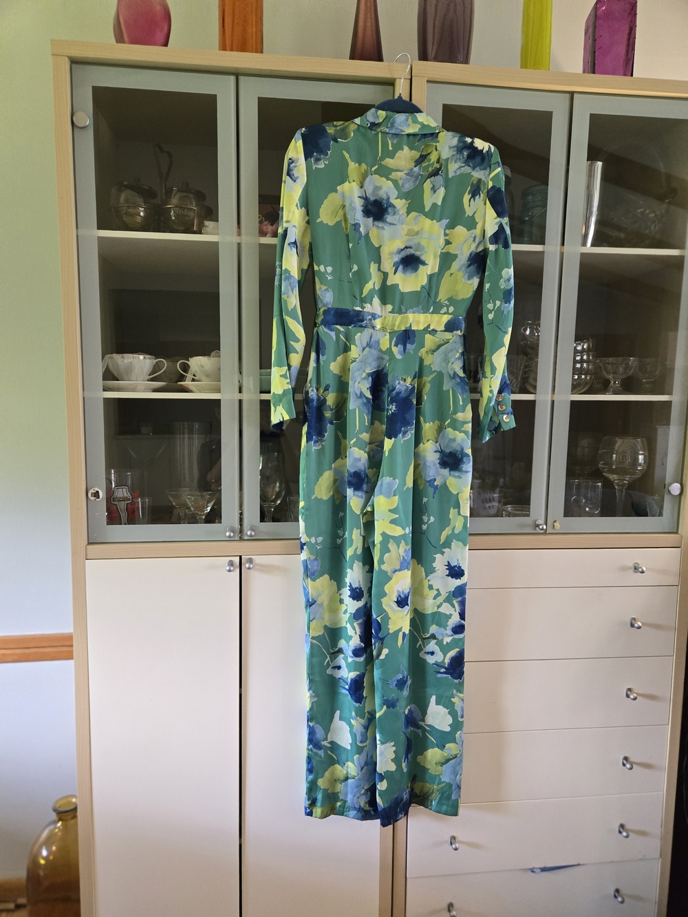 Zara, Floral Green V-Neck Jumpsuit Women Size Small. - Picture 6 of 8